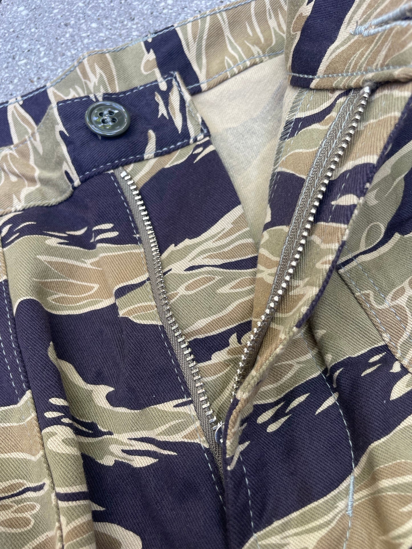 Nui Nalu Beach Shorts