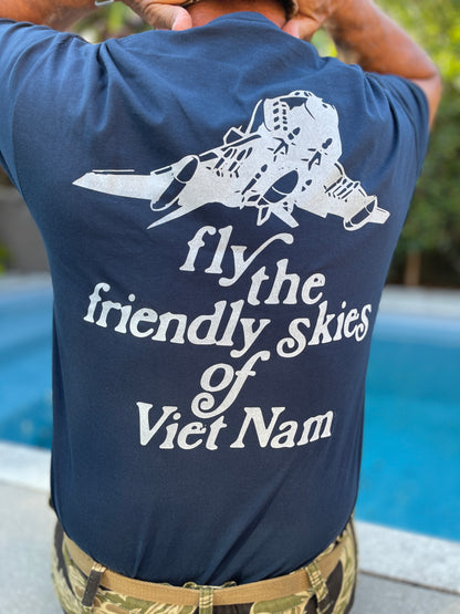 Năm Skies T-shirt.