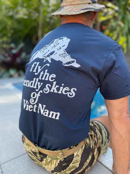 Năm Skies T-shirt.